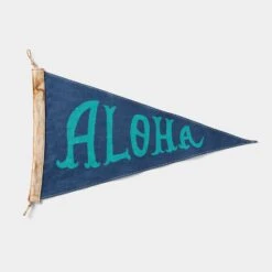 Slightly Choppy <br> Aloha Flag